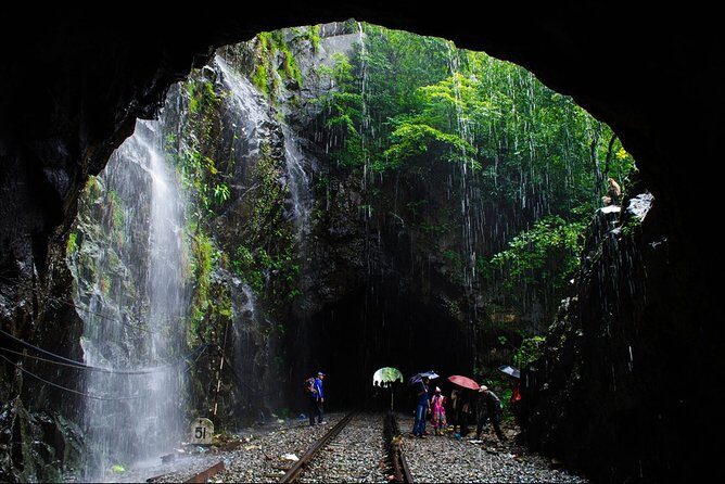 Private Dudhsagar waterfalls & Spice Plantation with Lunch from Mormugao Port - Analyzing the Cost and Value
