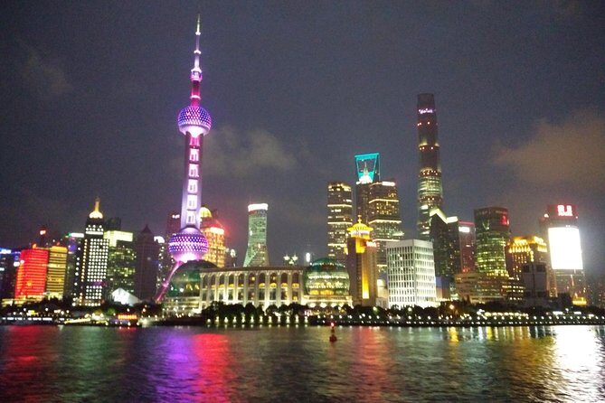 Private Evening Tour: VIP Huangpu River Cruise and Shanghai Lights - The Charm of Xintiandi