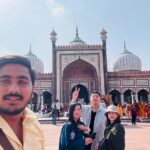 Private Full or Half Day Old and New Delhi City Tour - Who Should Book This Tour?