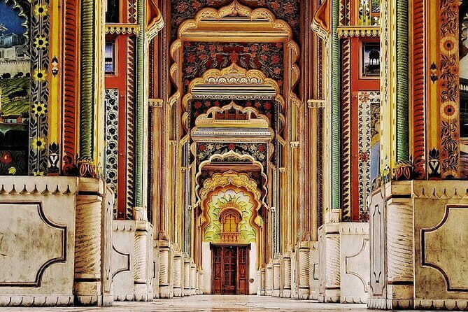 Private Guided Same Day Jaipur Tour From Delhi By Car - Authentic Experiences and Practicalities