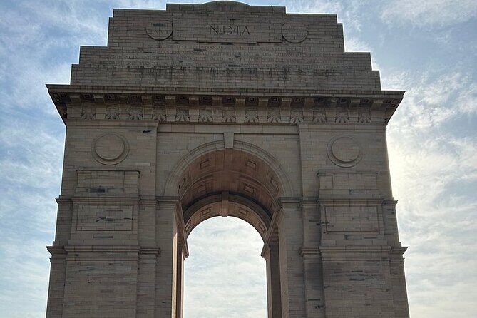 Private Half Day Delhi City Tour With Entrance Fees - Agrasen Ki Baoli: An Ancient Stepwell