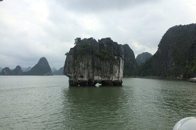 Private Halong Bay Tour With Lunch, Cave, Kayaking, Swimming - Highway Transfer - Authentic Experiences That Make a Difference