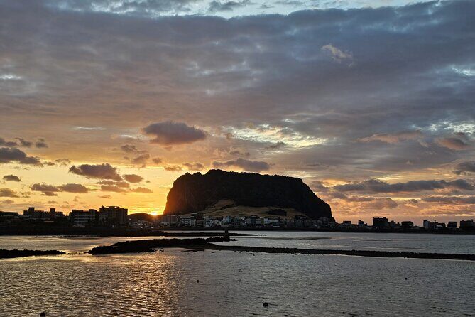 Private Jeju Geopark Gotjawal and Oreum Trekking Experience - Why This Tour Works Well for You