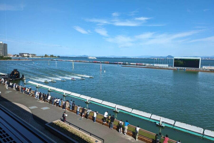 Private Lake Biwa Boat Race Tour with Your Own Local Guide - Exploring the Details of the Lake Biwa Boat Race Tour