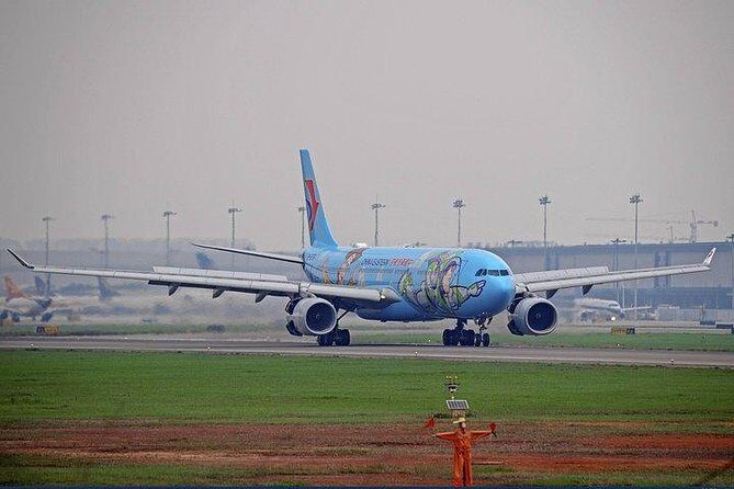 Private Round-Trip Airport Transfers in English-speaking Services - Who Is This Transfer Best For?