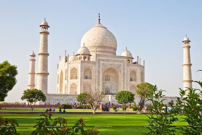 Private Taj Mahal Tour from Delhi by Super-Fast Train - Exploring Local Markets and Final Transfer