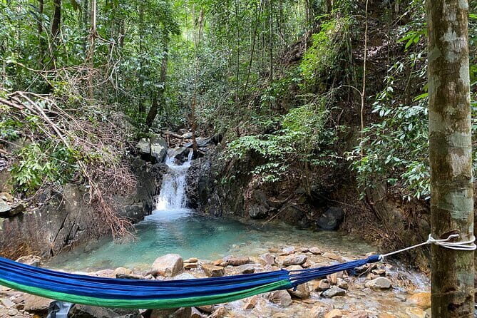 Private Telaga Tujuh Waterfalls and Hidden Blue Pool - Diving into the Details: What to Expect on the Tour