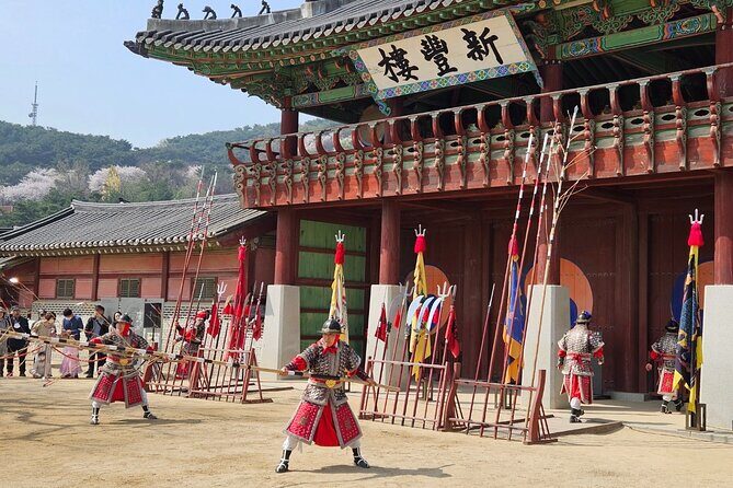 Private Tour around Suwon UNESCO Fortress and Korea Folks Village - Practical Details and Value Analysis