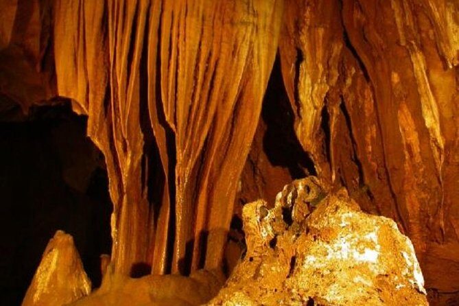 Private tour Chiang Dao cave ,Temples,Sticky waterfall - Authentic Insights from Travelers