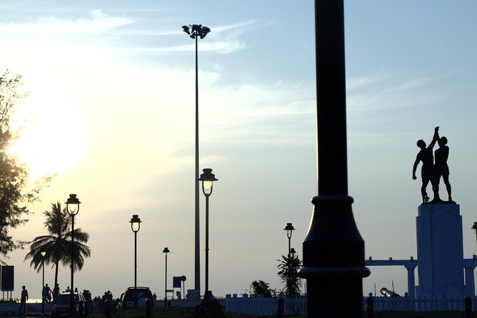 Pub Crawl and Local Wine Tasting Tour - An In-Depth Look at the Pub Crawl and Wine Tasting Experience