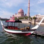 Putrajaya Tour with Traditional Boat Cruise & Pink Mosque (Private) - A Detailed Look at the Putrajaya Tour Experience