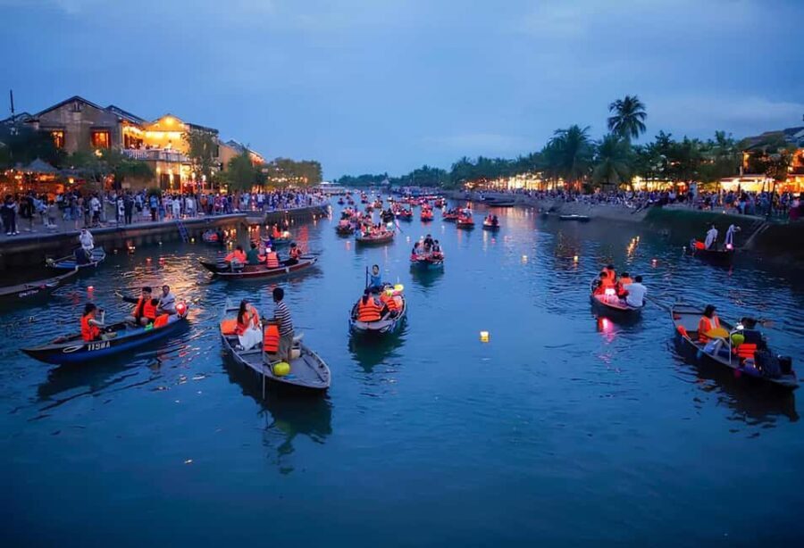 PVT /SIC Hoi An with Boat Ride and Lantern Release - A Detailed Look at the Hoi An Experience