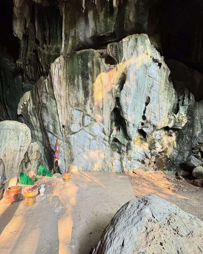 Salt Farm, Secret Lake, Secret Caves & Paper Farm - The Value of This Tour