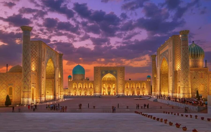 Samarkand: Photo Walking Tour with Treasure Passport - Who Should Consider This Tour?