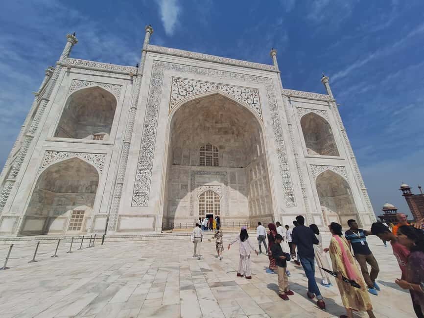 Same Day Agra Delight: Taj Mahal Tour & Diwali Celebration - Who Should Consider This Tour?