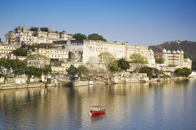 Same Day Udaipur Tour By Flight - The Real Value of This Tour