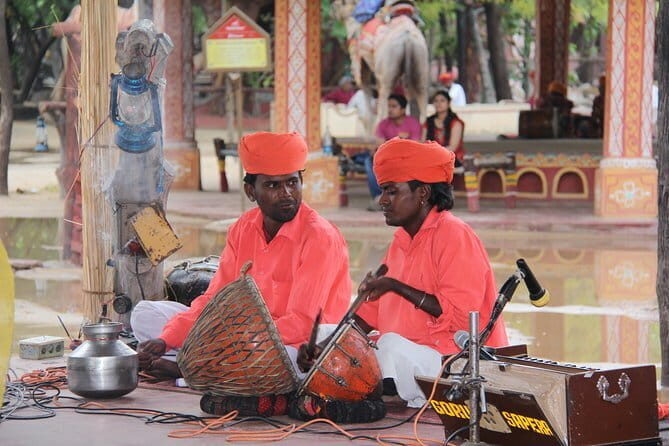 Self-Guided Visit to Chokhi Dhani With Dinner and Pick Up & Drop - What Makes This Tour Stand Out?