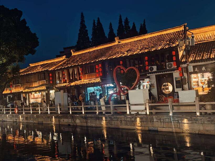 Shanghai: A Day of Culture, History, and Water Town Charm - Choosing Your Cultural Deep Dive: Museum or Urban Planning
