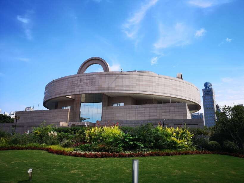 Shanghai: Private Tour of the Shanghai Museum - Detailed Breakdown of the Itinerary