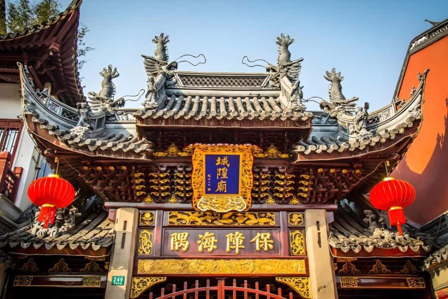 Shanghai: Yu Garden & Sihang Warehouse Guided Tour - The Sum Up