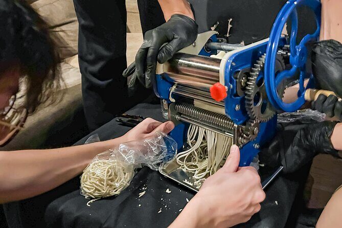 Shibuya (Tokyo) Ramen Dojo Tokyo: Make All 3 Ramen - In-Depth Look at the Ramen Workshop in Shibuya