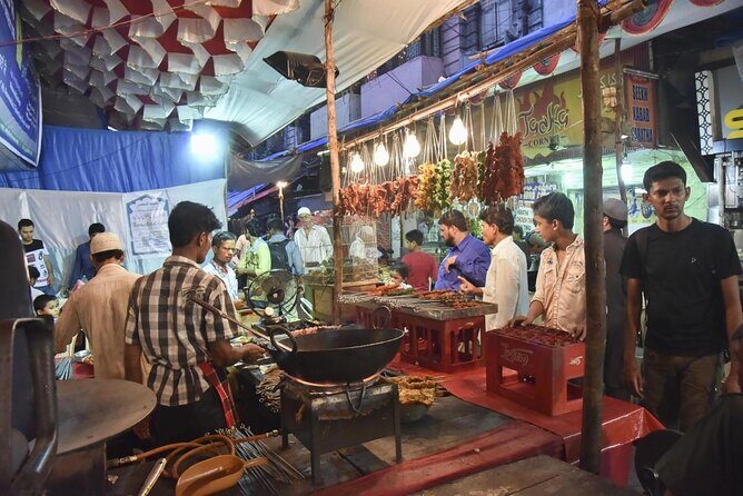 Shopping Culture Experience tour in Mumbai - FAQs