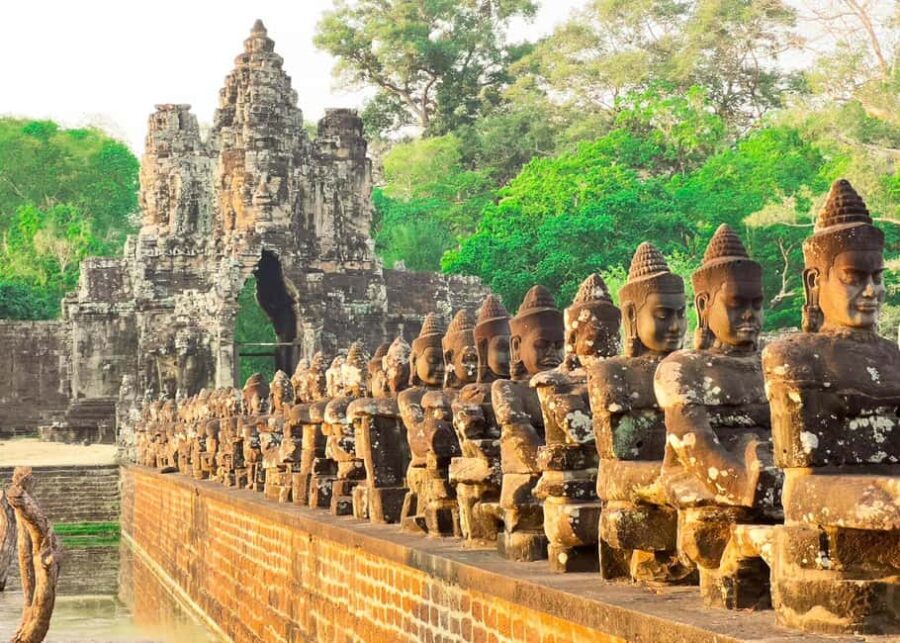 Siem Reap: Angkor Wat Tour with Private English Guide 2 Days - Why This Tour Works