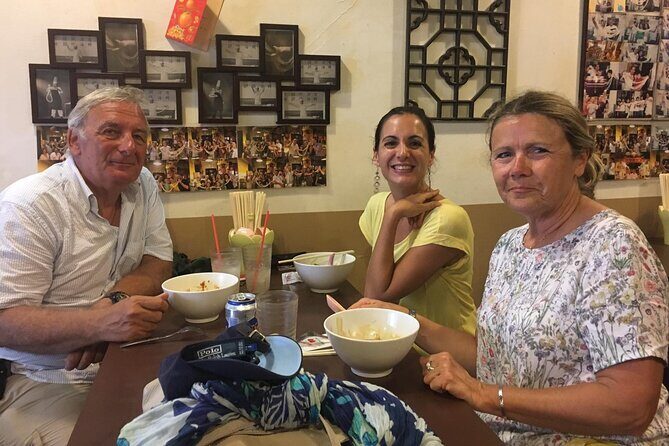 Singapore Customized Private Walking Tour With A Licensed Guide - In-Depth Breakdown of the Tour Experience