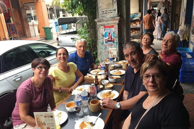 Singapore : Highlights and Hidden Gems Walking Tour With A Guide - An In-Depth Look at the Singapore Highlights and Hidden Gems Tour