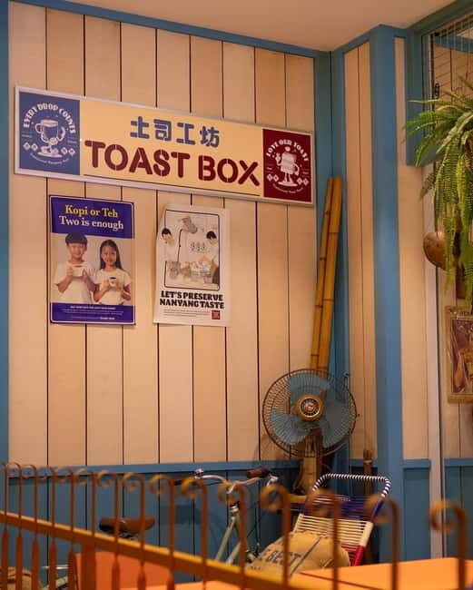 Singapore: Toast Box Meal + Sentosa Cable Car Sky Pass Combo - Who Should Consider This Experience?