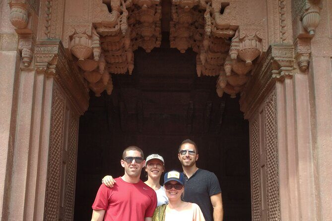 Skip the Line Tour of Taj mahal and Agra Fort with Guide - Who Should Consider This Tour?