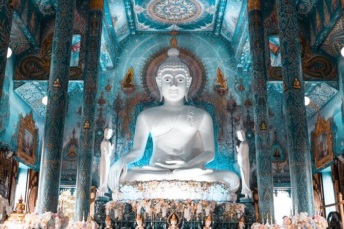 Small Group 1-Day Tour to Chiang Rai 3 Temples, Long-neck Tribe - Our Detailed Look at the Chiang Rai Day Tour