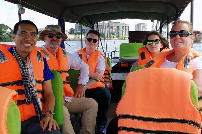 SMALL GROUP - Cu Chi Tunnels & Mekong Delta 1 Day Tour - The Itinerary: A Day Spent on History and Waterways