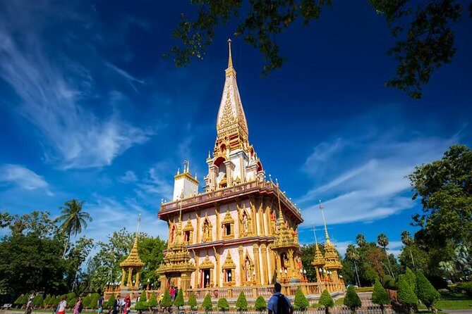 Small Group Phuket Best Sightseeing and City Tour - Transportation, Group Size, and Overall Experience