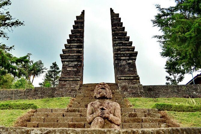 Solo Vintage Tour with Sukuh and Cetho Temple from Yogyakarta - Why This Tour Offers Excellent Value