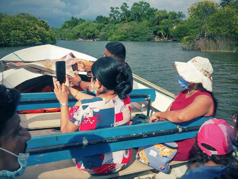 Sri Lanka Bentota: Private Mangrove Lagoon and River Cruise - Why This Tour Offers Great Value