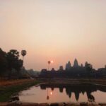 Sunrise at Angkor Wat, explore other temples with a Spanish tour guide. - Exploring the Day in Detail