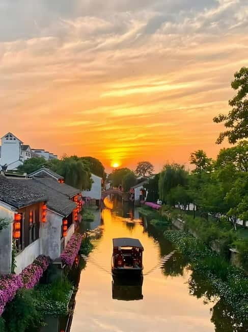 Suzhou: 2-Day Guided Tour with Hotel & Breakfast - Exploring the Magic of Suzhou in Two Days