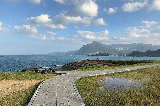 Taiwan TST: Private Tour Taipei Yehliu, Chaojing, Shifen, Jiufen - The Value of Personal Guided Tours