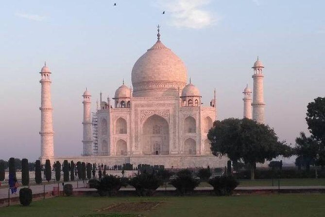 Taj Mahal, Agra Fort, & Fatehpur Sikri Day trip From Delhi by car - Why This Tour Offers Great Value