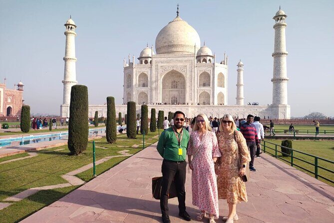 Taj Mahal and Agra Heritage City Walk Tour From Agra - What Sets This Tour Apart?