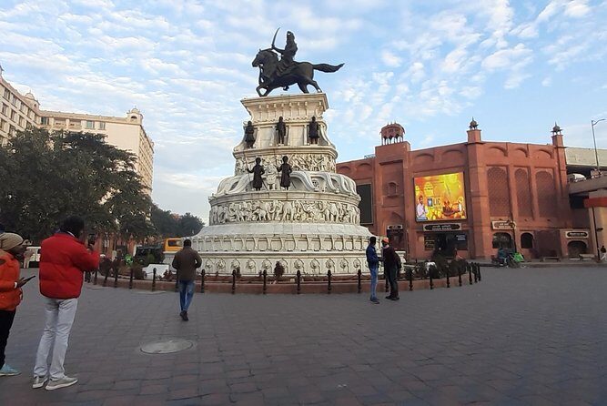 Taxi Service in Sector 82 Gurgaon Cabs Service Sector 81 Gurgaon +91-9821449571 - The Sum Up