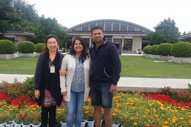 Terracotta Army Guide Day Tour with City Wall and Muslim Quarter - Exploring the Full-Day Tour: An In-Depth Look