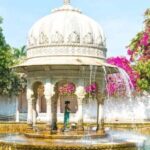 The Complete Udaipur Experience: A Full-Day Tour - Transportation and Group Size