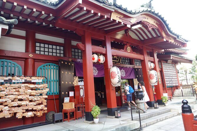 TOKYO : How to Visit "AMEYOKO" Famous Authentic Market - Analyzing the Value: Is It Worth It?