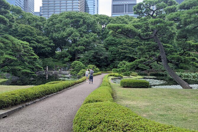 Tokyo Imperial Palace Higashi Gyoen Wellness Tour with lunch - FAQs