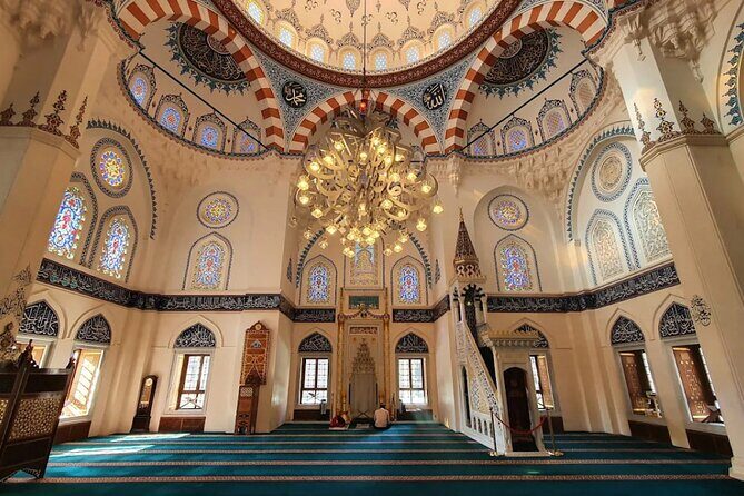 Tokyo Muslim Friendly Customizable Tour with Guide - A Deep Dive into the Itinerary