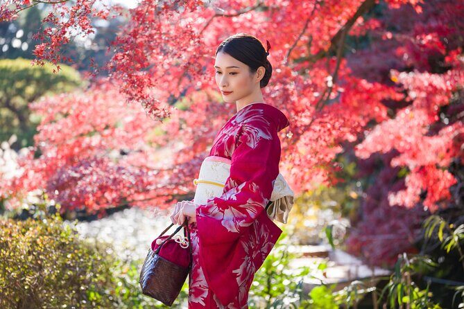 Tokyo Shinjuku Gyoen Premium Silk Kimono Rental with Dressing - Who Will Love This Experience?