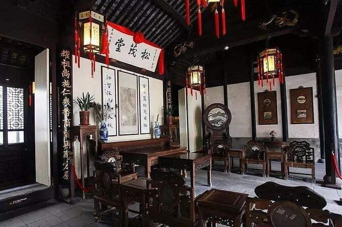 Tongli and Zhouzhuang Water Town Private Day Tour from Suzhou - A Closer Look at the Water Towns and the Tour Itinerary