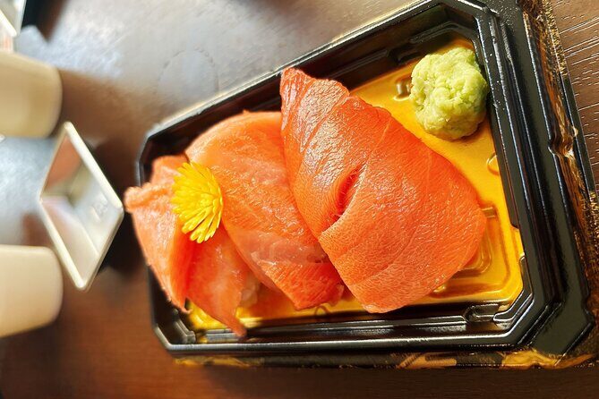 Tsukiji Food Strolling and Hama Rikyu Garden Walking Tour - Who Should Consider This Tour?